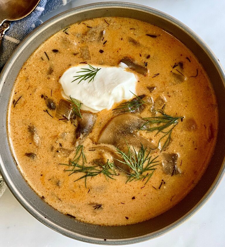 5 formas de preparar una sopa con diferentes tipos de setas